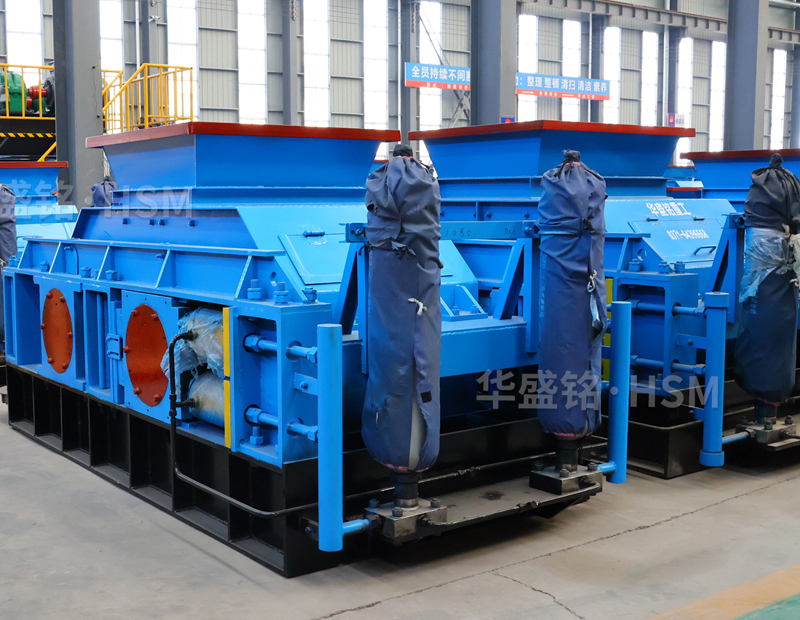 破碎石英石用什么制砂設(shè)備？對輥制砂機(jī)多少錢一臺？