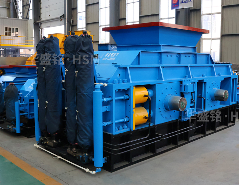 河卵石制砂對輥設(shè)備都包含有哪些？河南制砂機(jī)求大概報價!