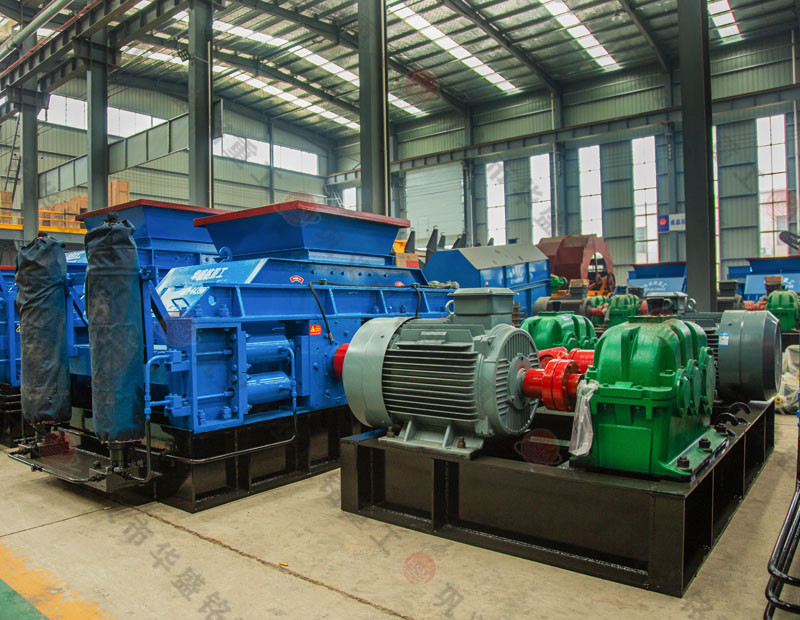 河卵石制砂就用對輥制砂機，1012對輥制砂機多少錢一臺